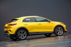 Kia-XCeed-19-6-19-17