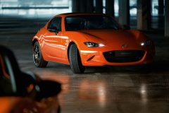 MAZ1901_2019_MX-5_ROADSTER_SOFTTOP_RF_19CY_30th_SV_US_LHD_C12_EXT_FQ_39L_LHD-1024x683